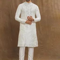Arihant Rai Sinha Men Ethnic Motifs Embroidered Regular Thread Work Pure Silk Kurta with Churidar-picture-16