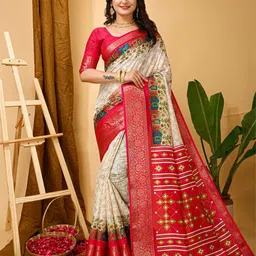 LeeliPeeri Designer Floral Zari Saree-48