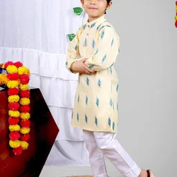 VALUE CREATION Boys Geometric Embroidered Kurta with Pyjama image 2