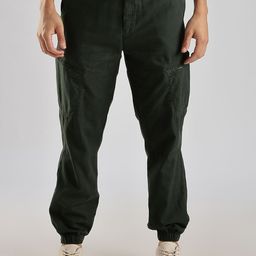 THE BEETEL HOUSE Men Relaxed Fit Cross Pocket Cargos Joggers-image-47
