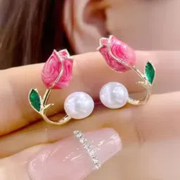DressBerry Floral Studs Earrings-picture-34