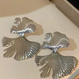 TEULRIP Silver-Plated Leaf Shaped Studs-41