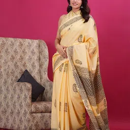Vanedik Ethnic Motifs Printed Mulmul Cotton Block Print Saree image 3