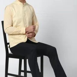 Men Solid Nehru Jacket-image-24