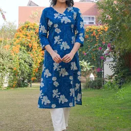KALINI Floral Printed V-Neck Pure Cotton Straight Kurta-picture-40