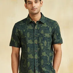 Fabindia Men Floral Printed Spread Collar Cotton Casual Shirt-image-86