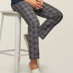 XYXX Cotton Checked Straight legs Lounge Pants-image-29