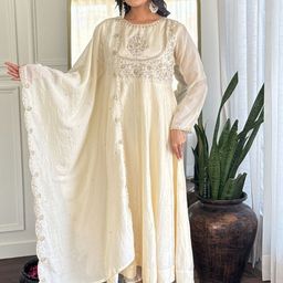 Moda Rapido Women Floral Embroidered Empire Sequinned Kurta & Trousers With Dupatta-image-28