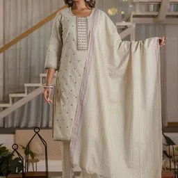 SANISA Women Floral Regular Kurta with Trousers & With Dupatta-picture-29