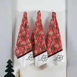 Ratan Cart Set Of 3Red & White Printed Kitchen Towels-46