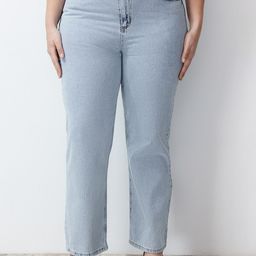 Trendyol Women Mildly Distressed Heavy Fade Jeans-image-36