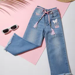 Macwin Girls Relaxed Fit Mildly Distressed Light Fade Stone Washed Cotton Jeans With Belt-image-6