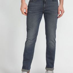 U.S. Polo Assn. Denim Co. Men Skinny Fit Low Distress Light Fade Mid-Rise Cotton Jeans-picture-40