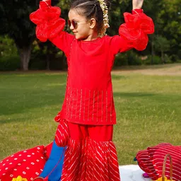 Thread & Button Girls Floral Printed Regular Sequinned Kurta with Sharara image 4