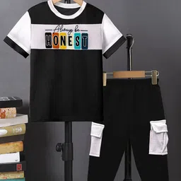 kachhot Unisex Kids Colourblocked T-shirt-16