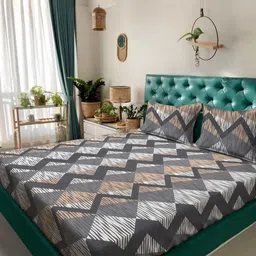 KLOTTHE Grey & White Geometric Printed 300 TC Double Bedsheet Set 2.50 x 2.25 m-39