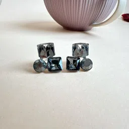 The Jewellery Tale Contemporary Studs Earrings-picture-16