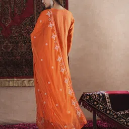 DIVASTRI Floral Embroidered Thread Work A-Line Kurta With Trouser And Dupatta image 3