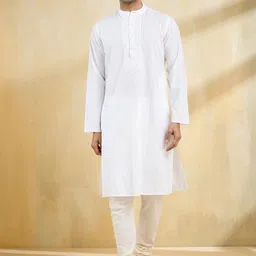 Fabindia Men Embroidered Thread Work Kurta-48