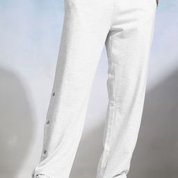 HIGHLANDER Men Straight Fit Cargos Trousers-image-47