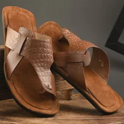 Auserio Men Self Design Slip-On Flip-Flops-9