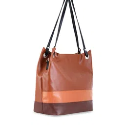 Toteteca Structured Shoulder Bag image 2