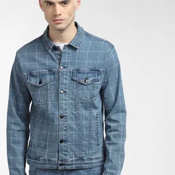 Jack & Jones Men Blue Checked Denim Jacket-image-92