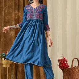 KAMODIAZ Embroidered V-Neck Kurta with Trousers And Dupatta-picture-49