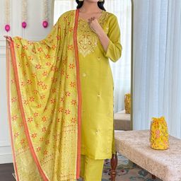 URMIR FASHION Floral Embroidered Thread Work Chanderi Silk Kurta With Trousers & Dupatta-image-86