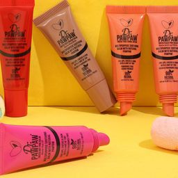 Dr. PAWPAW Tinted Nourishing Lip Balm - 10 ml - Hot Pink-image-87