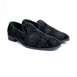 Bold Bunny Black Leather Casual Shoes-picture-46