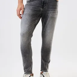 SPYKAR Men Slim Fit Mid-Rise Heavy Fade Jeans-picture-16