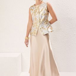 Trendyol Floral Self Design Round Neck Waistcoat With Skirt-picture-32