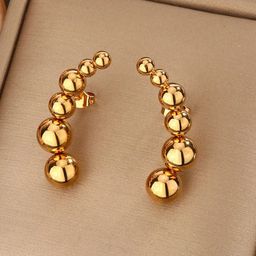 DressBerry Teardrop Shaped Studs Earrings-11
