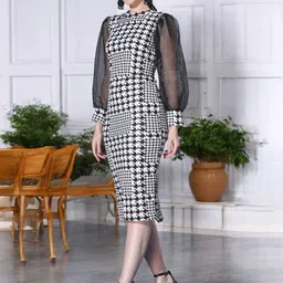 BAESD Checked Bodycon Dress-image-9