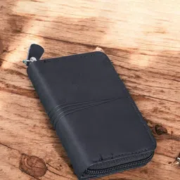 SZN Men Zip Detail Leather Card Holder-picture-42