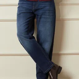 WROGN Men Comfort Relaxed Fit Light Fade Jeans-image-49