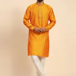 SKAVIJ Men Ethnic Motifs Regular Kurta with Pyjamas-picture-31