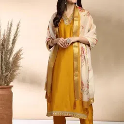 KOTRONS Women Floral Embroidered Regular Thread Work Chanderi Silk Kurta-34