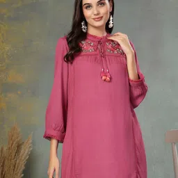 Nayam By Lakshita Floral Embroidered Kurti-picture-18