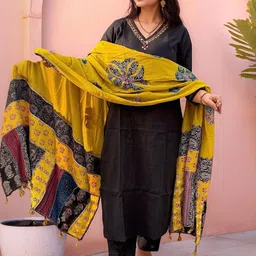 KALINI Women Black Rayon Blend Straight Kurta Set With Dupatta-picture-58