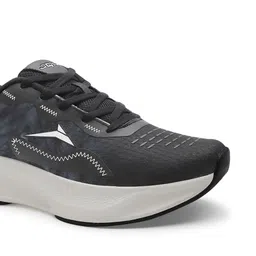 JQR Men Mesh Running Shoes image 3
