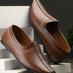 LAUREL FASHION FEVER Men Slip-On Round Toe Loafers-image-63