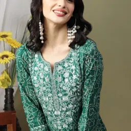 Women Printed, Embroidered Viscose Rayon Straight Kurta-image-26