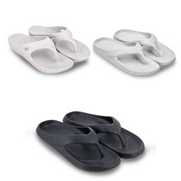 Feel alive Men Set of 3 Striped Thong Flip-Flops-picture-38