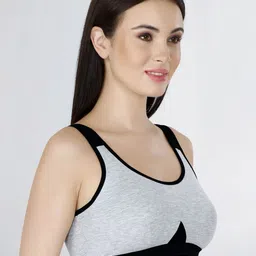 inner amour Full Coverage Non-Wired Bra image 4