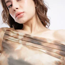 glitchez Abstract Printed One Shoulder Fitted Top image 2