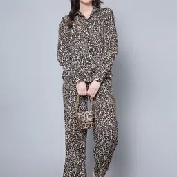 BEACH & HILL Printed Long Sleeves Shirt With Trousers-image-79