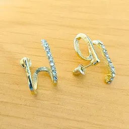 DressBerry Contemporary Studs Earrings-90