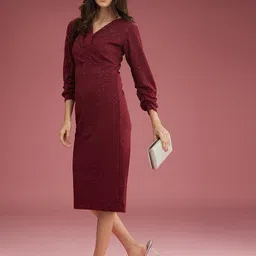 DressBerry Magenta V-Neck Three-Quarter Sleeves Midi Opaque Wrap Casual Dress-picture-44